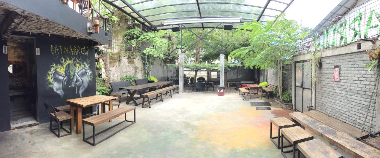 Hotel Bat & Arrow Padang  Exterior foto