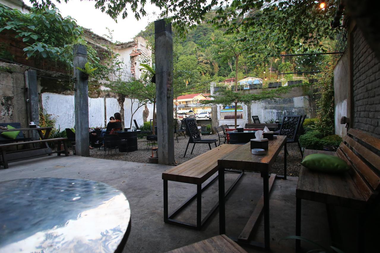 Hotel Bat & Arrow Padang  Exterior foto